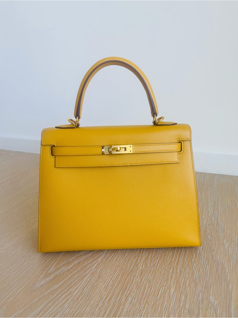 Hermes Kelly 25 Jaune Ambre GHW Epsom Leather